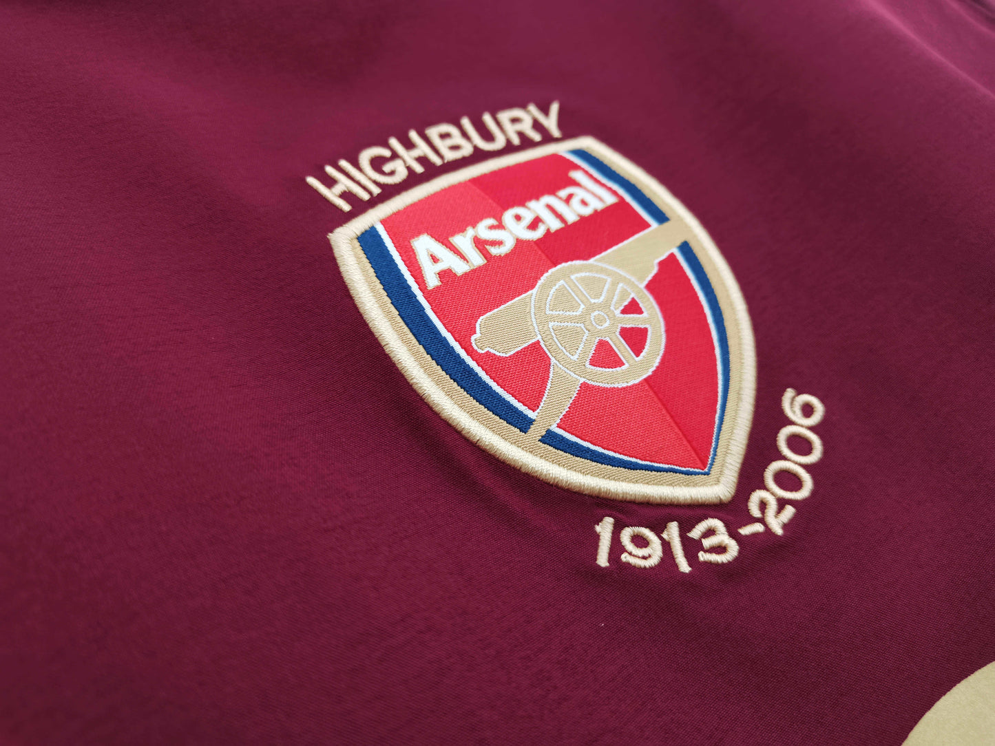 Arsenal F.C. 2005/06 Home Jersey